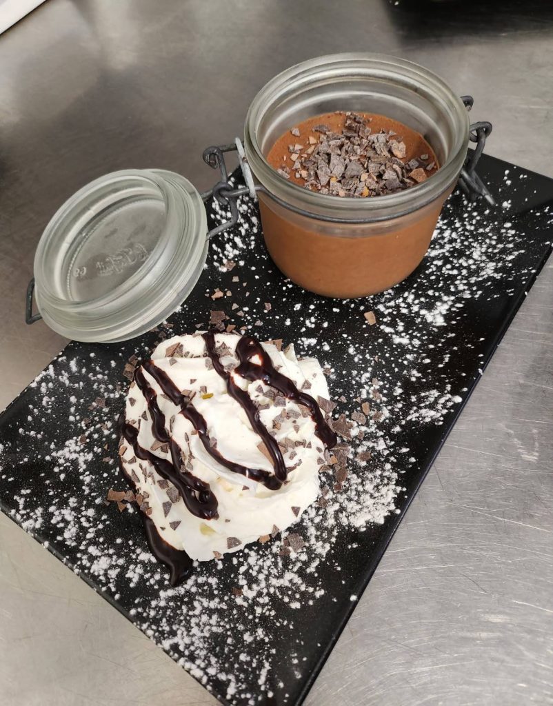 558947960_706137579166634_6535531672608071168_n